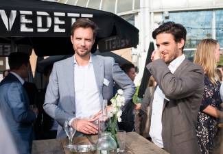 Afbeelding 1 september 2016 - Jong M&A