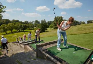 Afbeelding 25 juni 2024 - Golfevent M&A aan de Maas