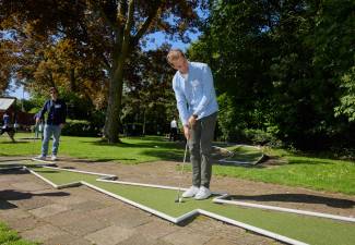Afbeelding 19 juni 2024 - Midgetgolftoernooi