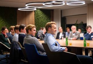Afbeelding 16 november 2023 - Netwerkbijeenkomst YUR Advocaten